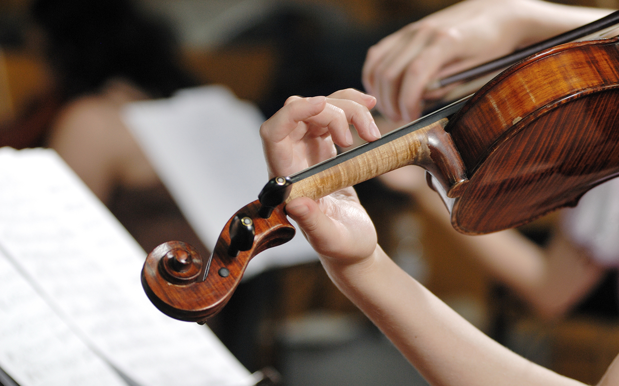 バイオリン　演奏